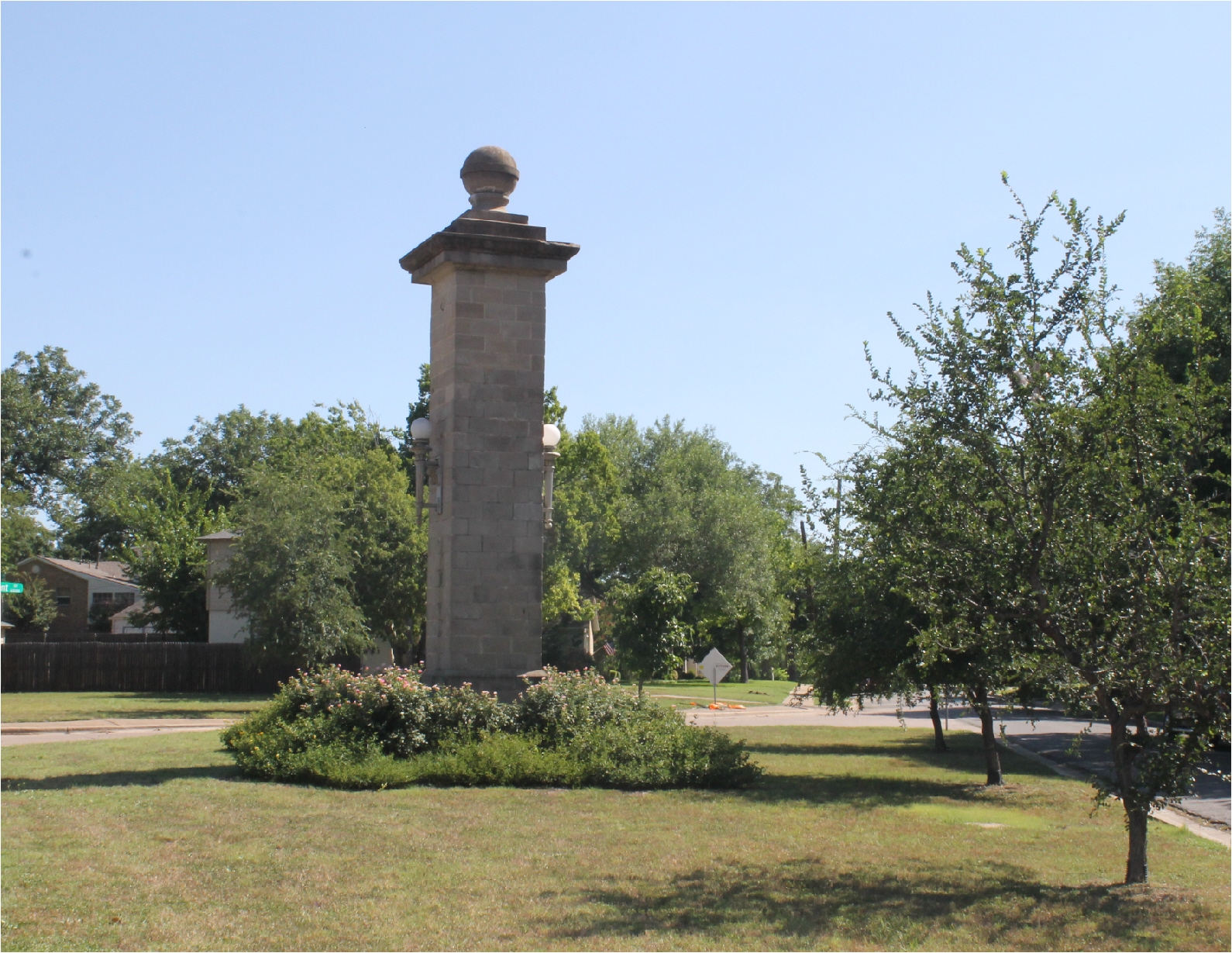 Land monument at Abrams Road Triangle